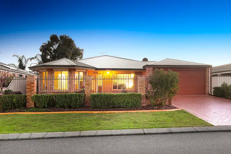 6 Antrim Place, Beckenham WA 6107