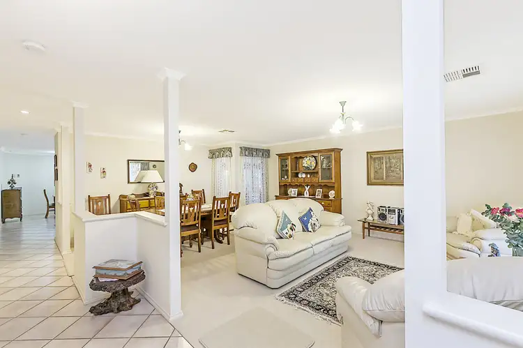 9 Jordan Court, Aberfoyle Park SA 5159