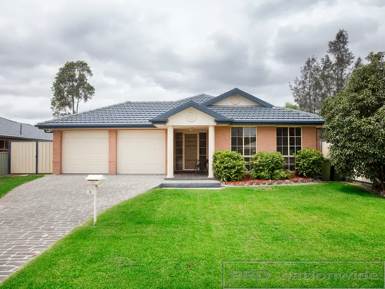 3 Centre Street, Greta NSW 2334