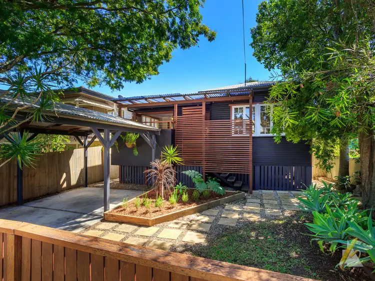 12 Acacia Ave, Graceville QLD 4075