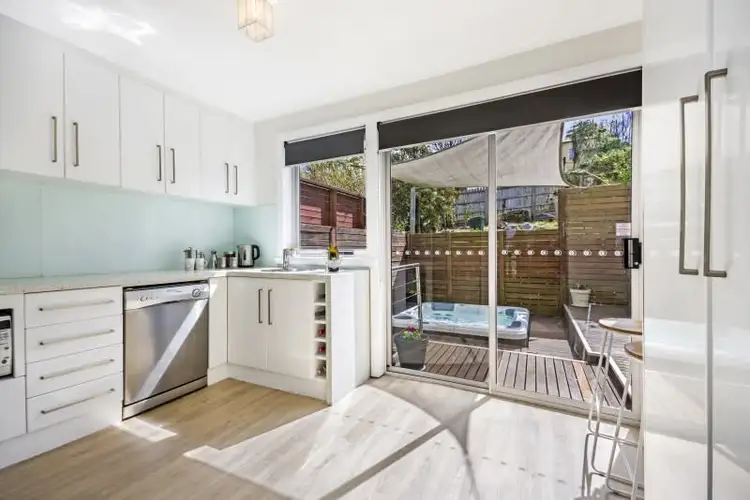 2/234 St John St, Launceston TAS 7250