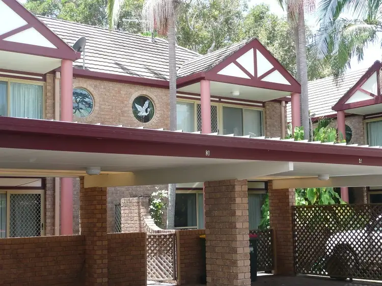 Main view of Homely townhouse listing, 5 16 BEACH STREET, Yamba NSW 2464