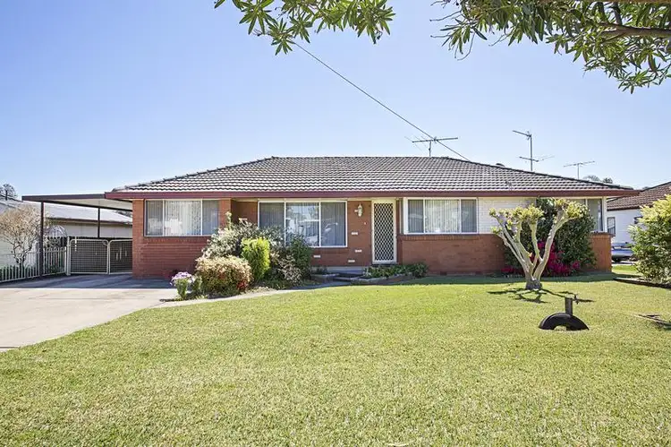 37 Kent Street, Minto NSW 2566
