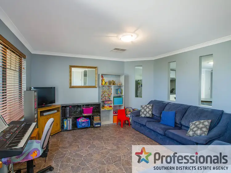 Seventh view of Homely house listing, 4 Jardine Way, Millbridge WA 6232