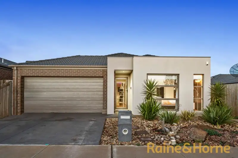 Main view of Homely house listing, 4 Phoenix Grove, Plumpton VIC 3335