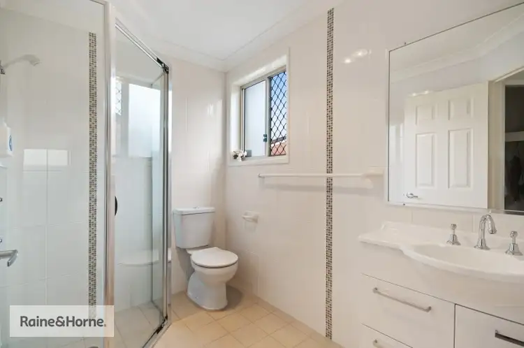 Fifth view of Homely villa listing, 4/17 Farnell Road, Woy Woy NSW 2256