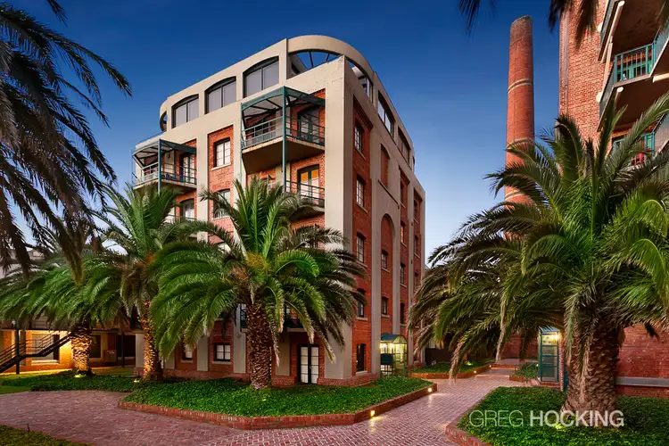 3/9 Beach Street, Port Melbourne VIC 3207