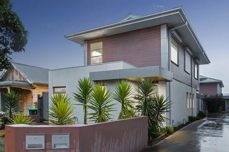 1/27 Millers Road, Altona VIC 3018