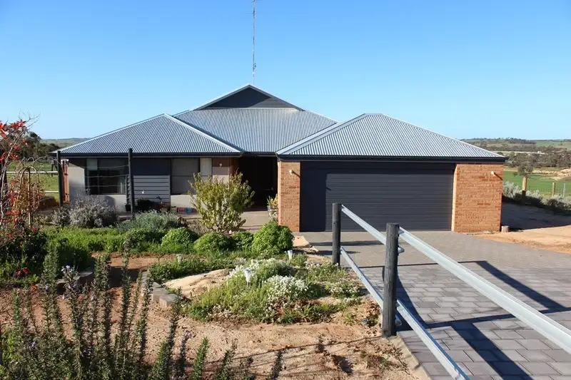 Main view of Homely house listing, 18 Fairway Bend, Northam WA 6401