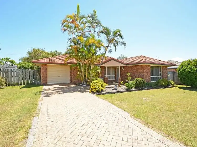 12 Merlin Drive, Urangan QLD 4655