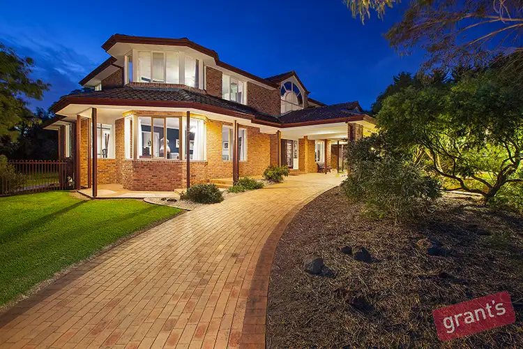 49 Carolyn Close, Narre Warren North VIC 3804