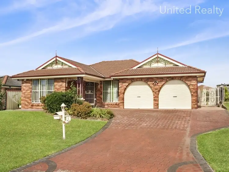 8 Louth Place, Hoxton Park NSW 2171