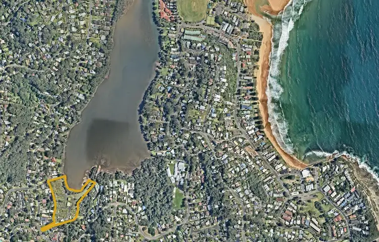 205 The Round Drive, Avoca Beach NSW 2251