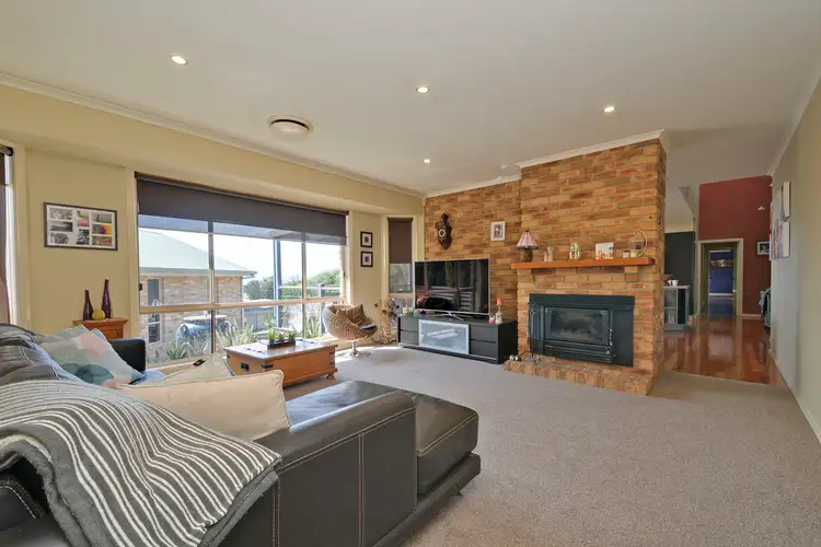 Third view of Homely house listing, 4 Billingsley Court, Moe VIC 3825