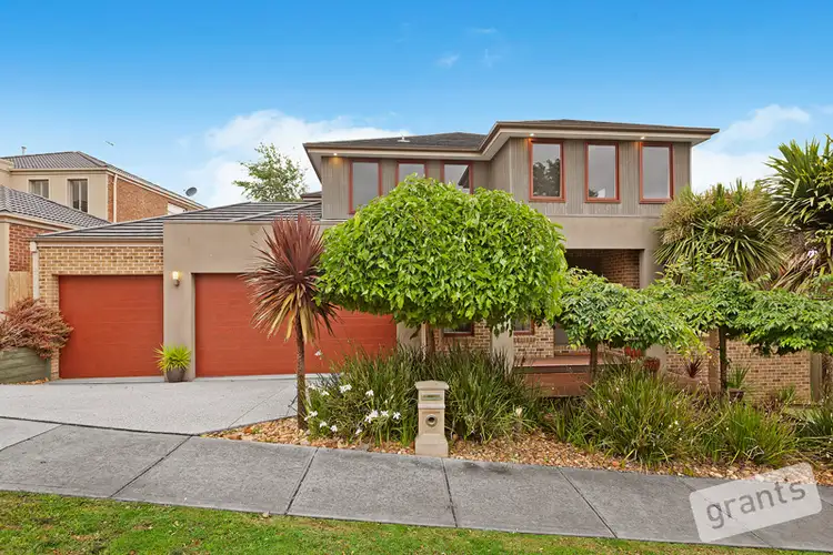 33 Viewgrand Drive, Berwick VIC 3806