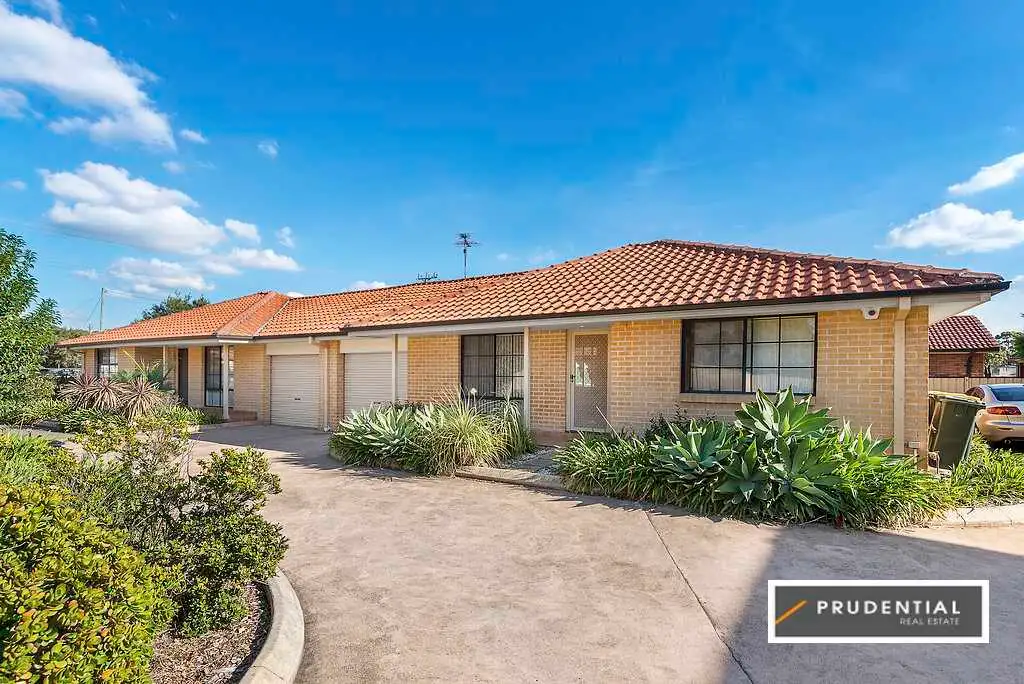 Main view of Homely villa listing, 2/89 Minto Road, Minto NSW 2566