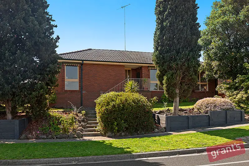 Main view of Homely house listing, 7 Ravenhill Crescent, Endeavour Hills VIC 3802