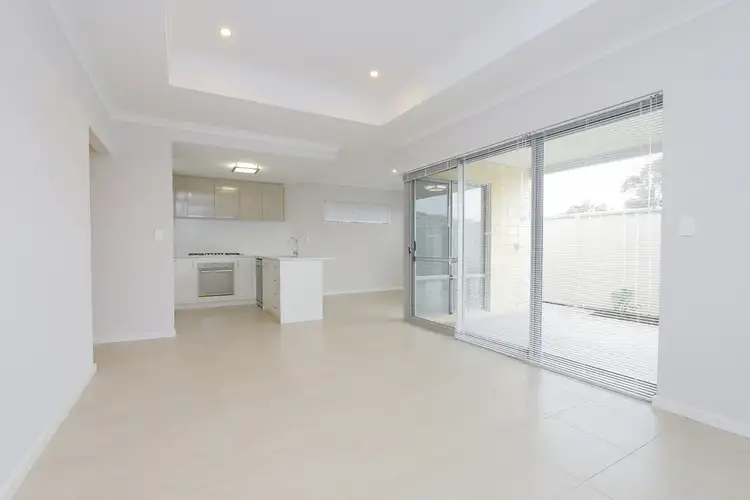 Sixth view of Homely villa listing, 2C Lilacdale Road, Innaloo WA 6018