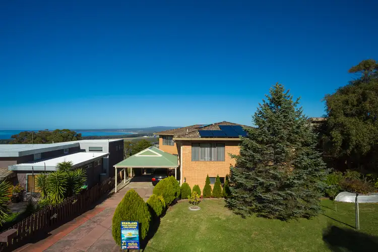 8 Seaview Avenue, Merimbula NSW 2548