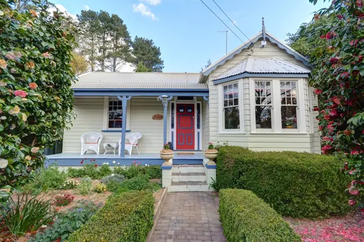 8 Wombat Street, Blackheath NSW 2785