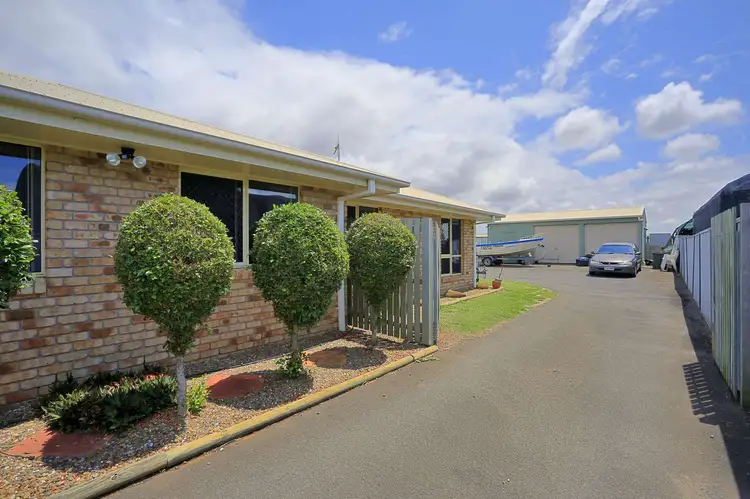 9 Metcalfe Court, Kalkie QLD 4670