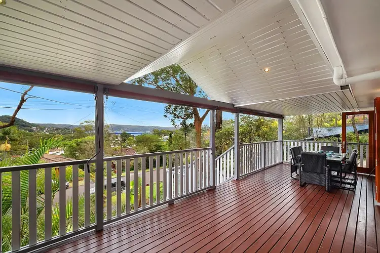 25 Broadwater Drive, Saratoga NSW 2251