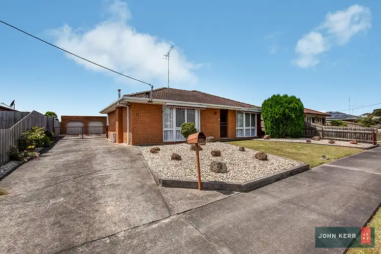 17 Burnside Street, Moe VIC 3825