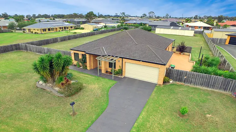 31 May Park Drive, Paynesville VIC 3880