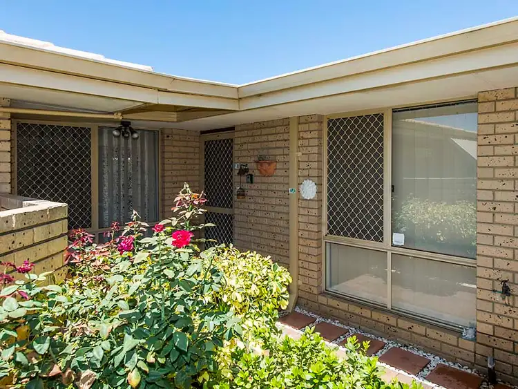 18/23B Redgum Way, Morley WA 6062
