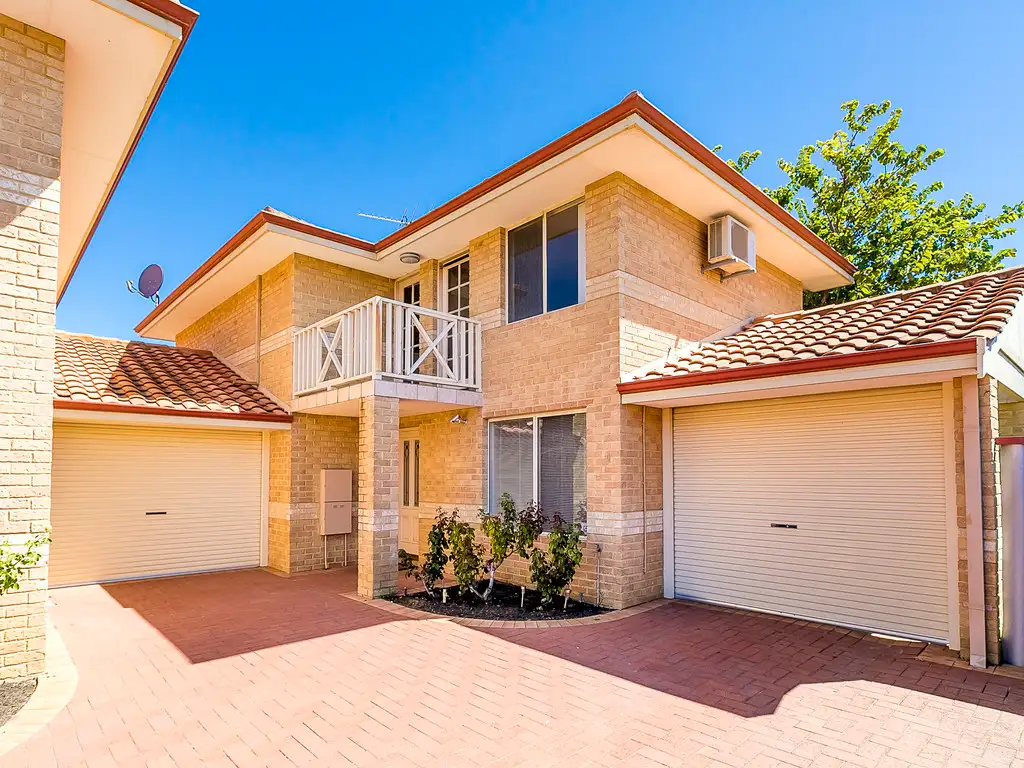 Main view of Homely townhouse listing, 4/39 Ostend Road, Scarborough WA 6019
