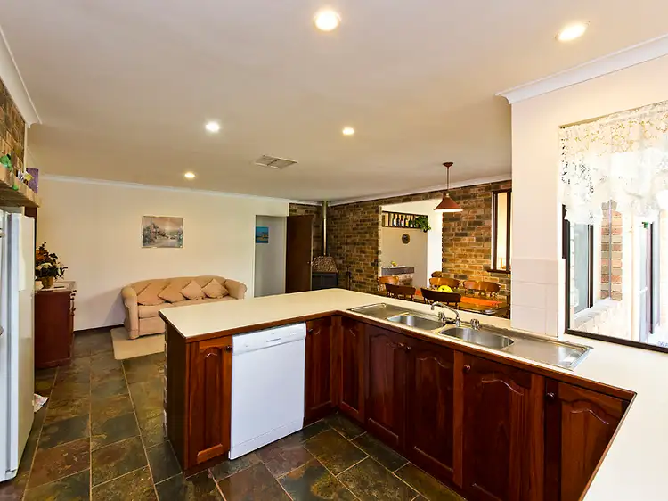 Fourth view of Homely house listing, 7 Prendwick Way, Willetton WA 6155