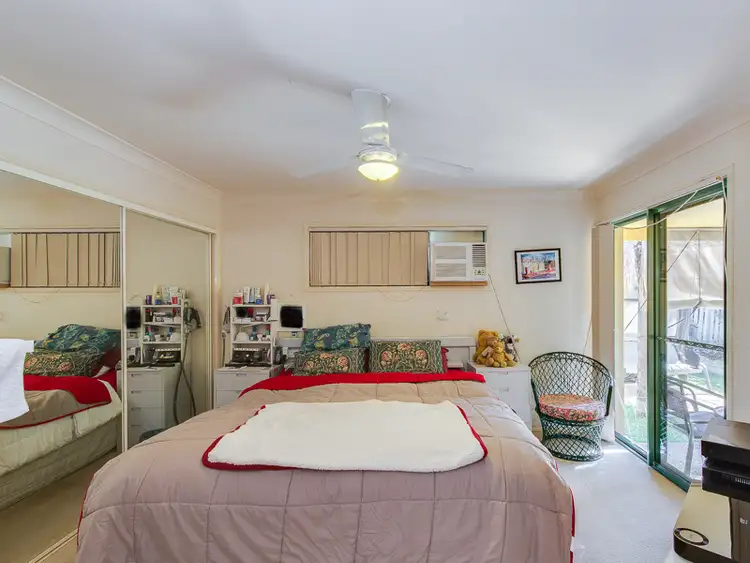 Fifth view of Homely house listing, 6 Oaklyn Place, Merrimac QLD 4226