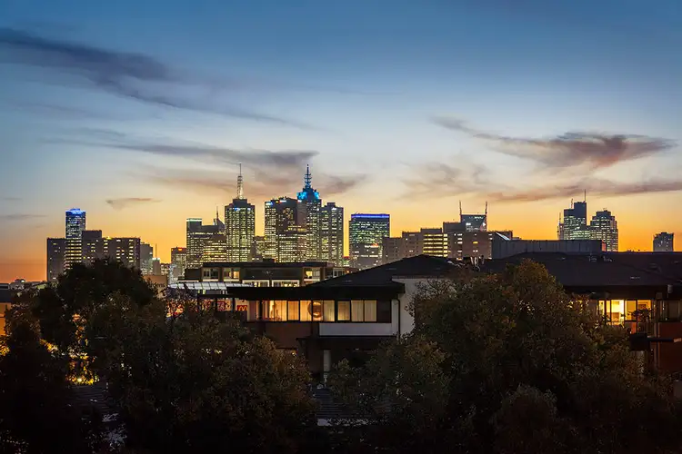 Fourth view of Homely house listing, 2 Harrison Crescent, Hawthorn VIC 3122