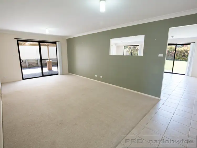 Fourth view of Homely house listing, 10 Kelly Circuit, Rutherford NSW 2320