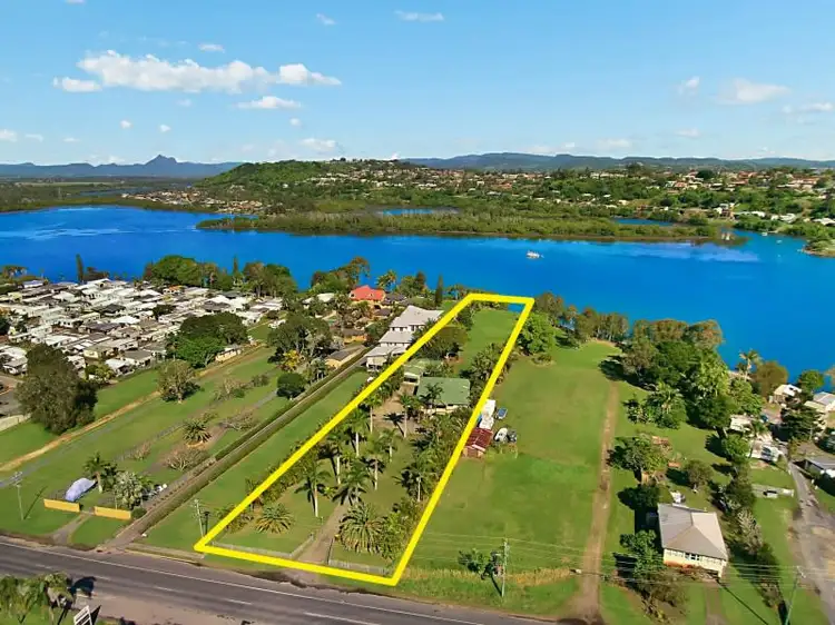 11 Chinderah Bay Drive, Chinderah NSW 2487