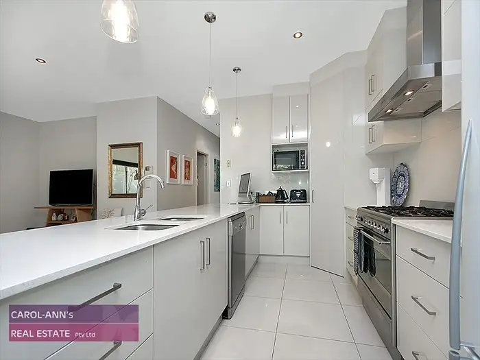 Fourth view of Homely house listing, 10 Sphinx St, Balmoral QLD 4171