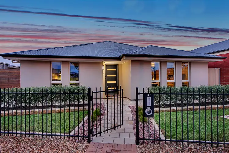 37 South Pacific Drive, Seaford Meadows SA 5169