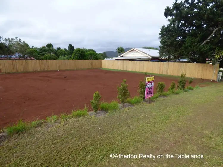 121 Robert St, Atherton QLD 4883