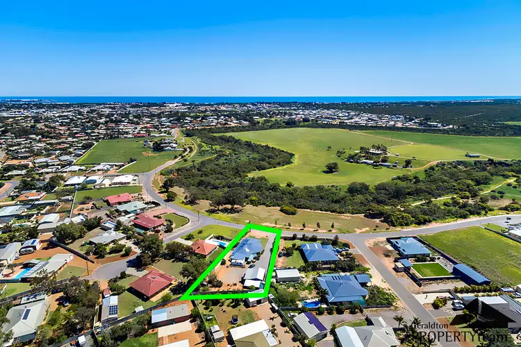 30 Honeysuckle Boulevard, Woorree WA 6530
