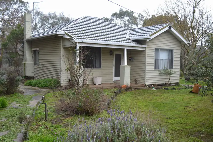 13 Selwood Road, Ararat VIC 3377
