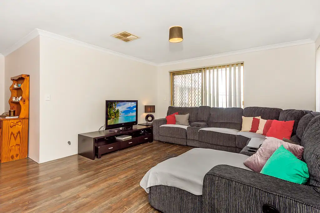 Main view of Homely house listing, 4 Woodrow Court, Queens Park WA 6107