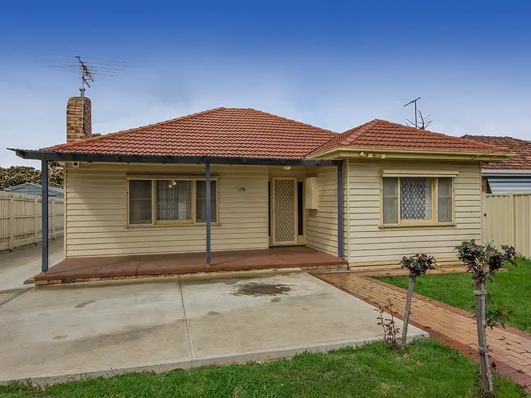 1/78 Ivanhoe Avenue, St Albans VIC 3021