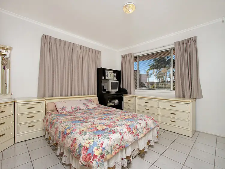 Sixth view of Homely house listing, 8 Erna Court, Sunnybank QLD 4109