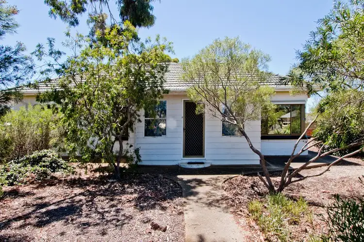 7 Siddall Road, Elizabeth Vale SA 5112