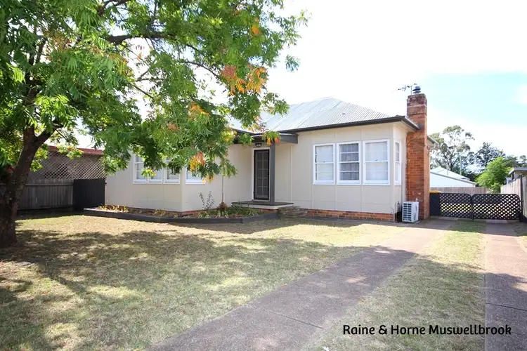 16 Forbes Street, Muswellbrook NSW 2333