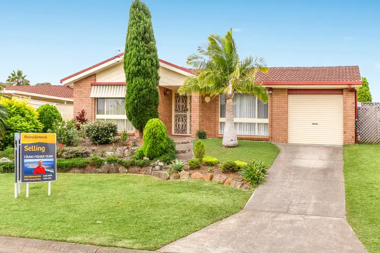 16 Scarborough Place, Bateau Bay NSW 2261