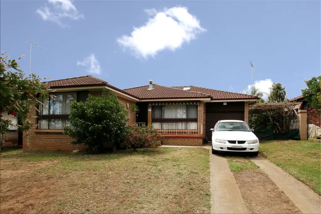 Main view of Homely house listing, 4 Lyrebird Place, Ingleburn NSW 2565