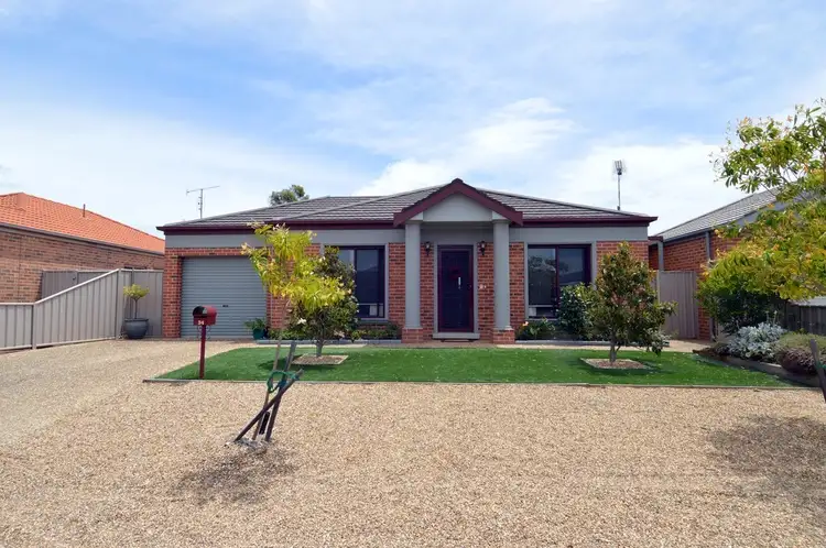 34 Genevieve Avenue, Echuca VIC 3564