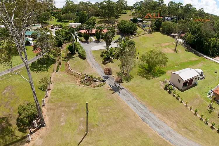 13 Castile Crescent, Holmview QLD 4207