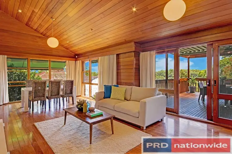 14A Boronia Parade, Lugarno NSW 2210